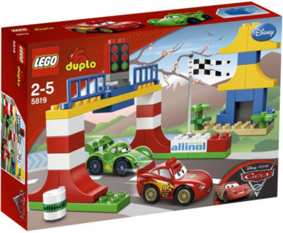 Lego Duplo Cars - Rennen in Tokio